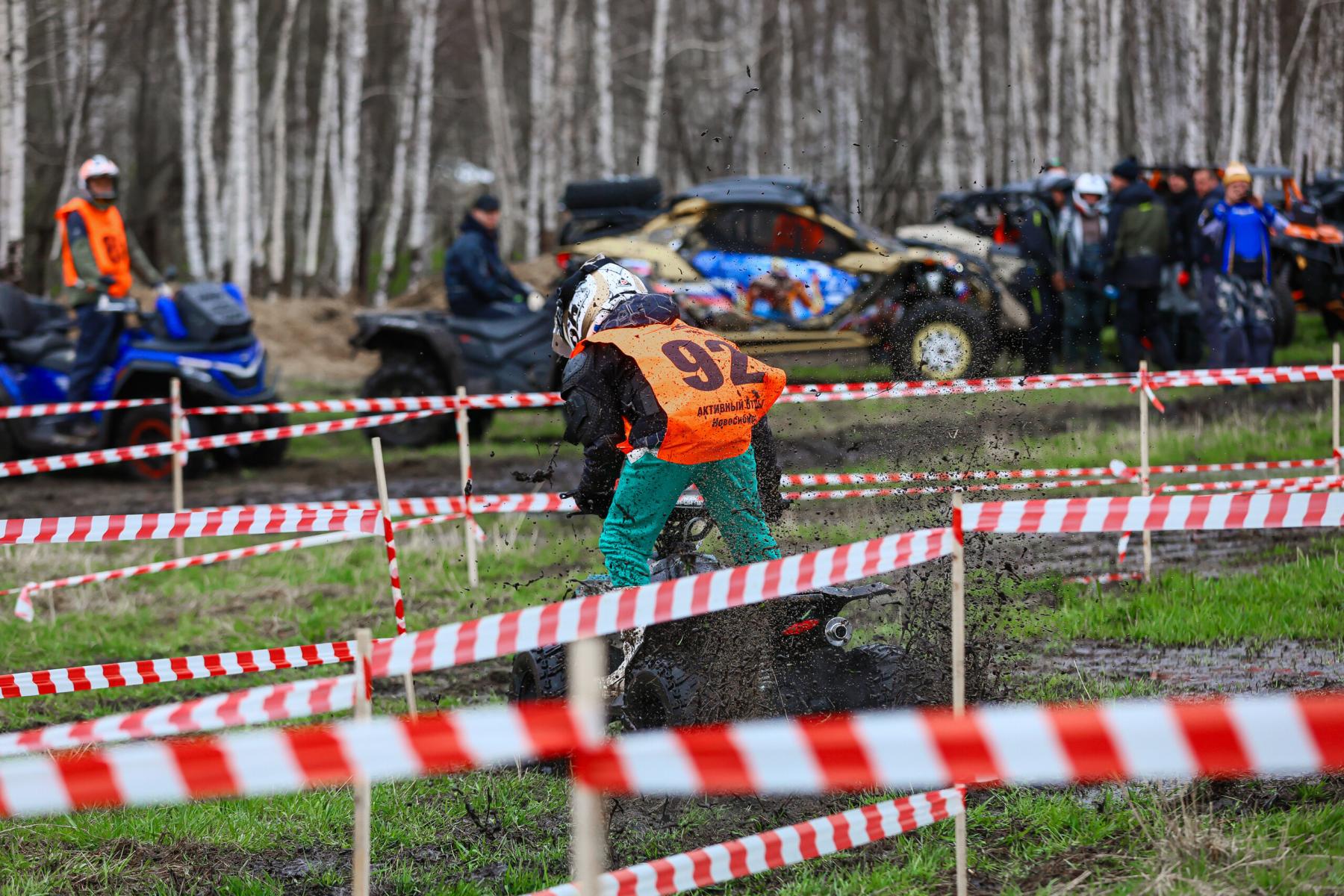 Фото В Новосибирске прошел фестиваль «КвадроБум 2025». Фоторепортаж 18 - Сиб.ФМ Фото В Новосибирске прошел фестиваль «КвадроБум 2025». Фоторепортаж 18